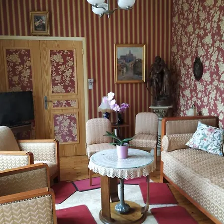 La Maison De Mireille * Le Puy-en-Velay